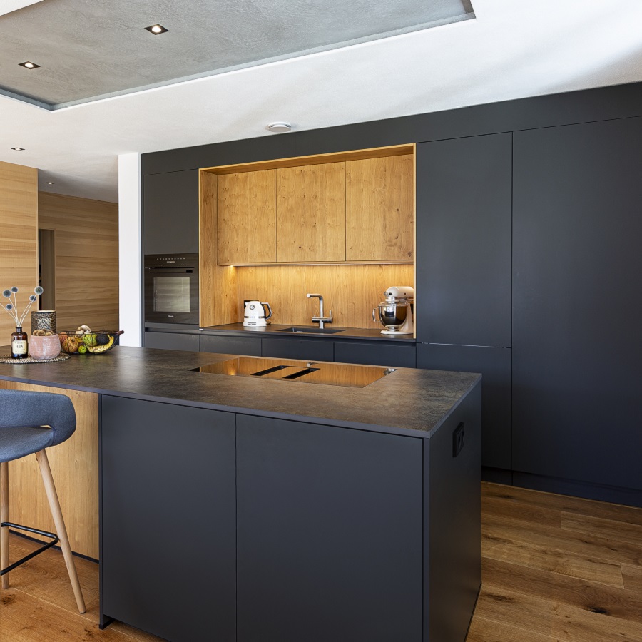 HAUSER-HAeUSER_Kuechen-by-Hauser Beitrag Dachausbau mit Quergiebel