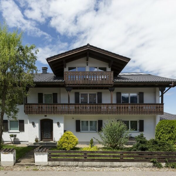 Dachsanierung mit Gaube in Schwangau