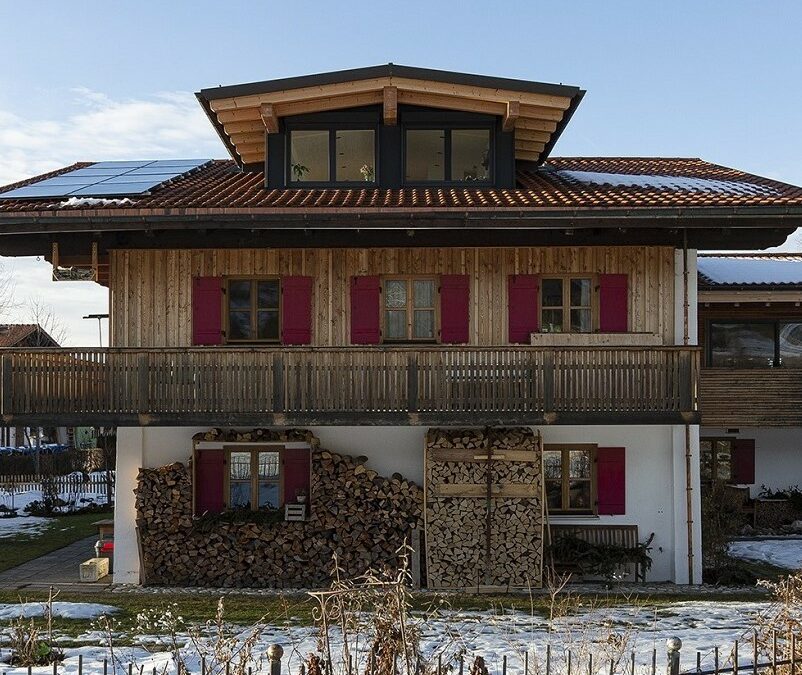 Dachausbau mit Quergiebel in Trauchgau